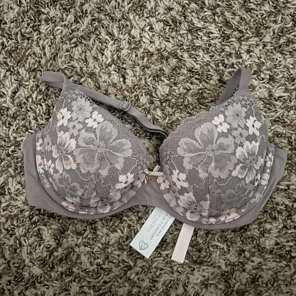 Victoria’s Secret bra